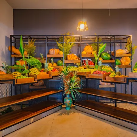 Ξενοδοχείο Senza The & Αλάνια