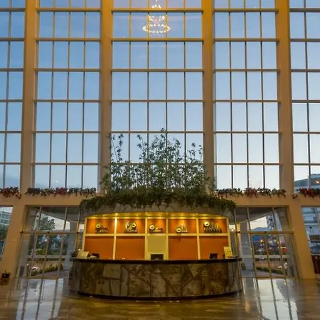 Senza The & Hotel