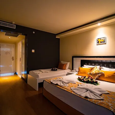 Senza The & 5* 阿拉尼亚